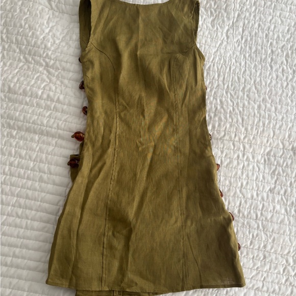 VRG GRL- Brand New w/Tags - Tia Dress in Moss Green - 100% Linen - Size XS - Picture 5 of 7